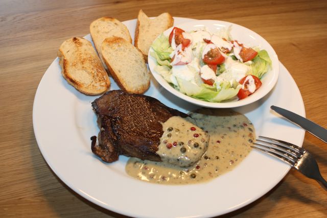 Hüftsteak mit Pfeffersauce - graviditas.net