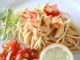 Sommerspaghetti mit frischem Fenchel und Tomaten